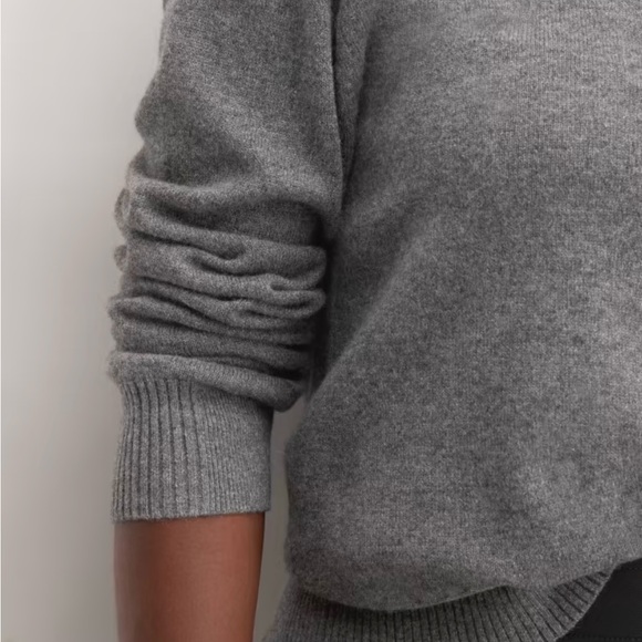 Everlane cashmere classic crew sweater - Picture 4 of 10